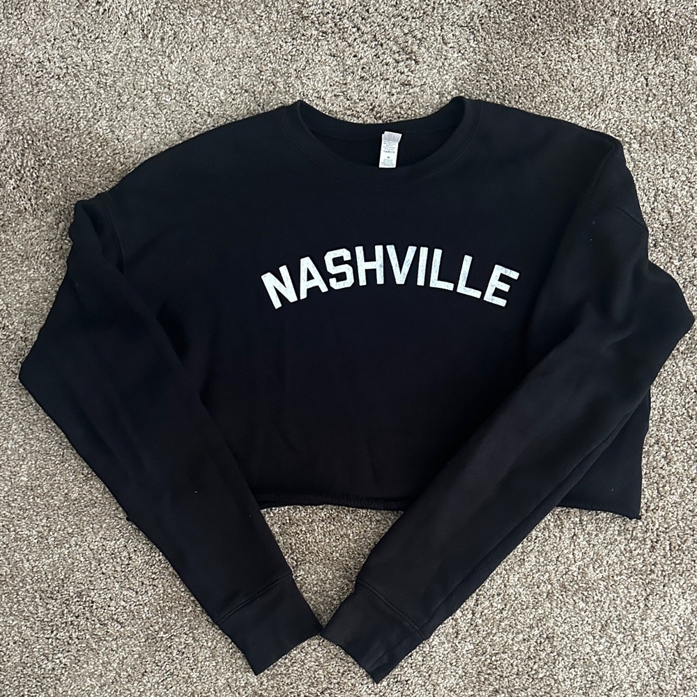 Black Nashville Women's Crop Sweatshirt